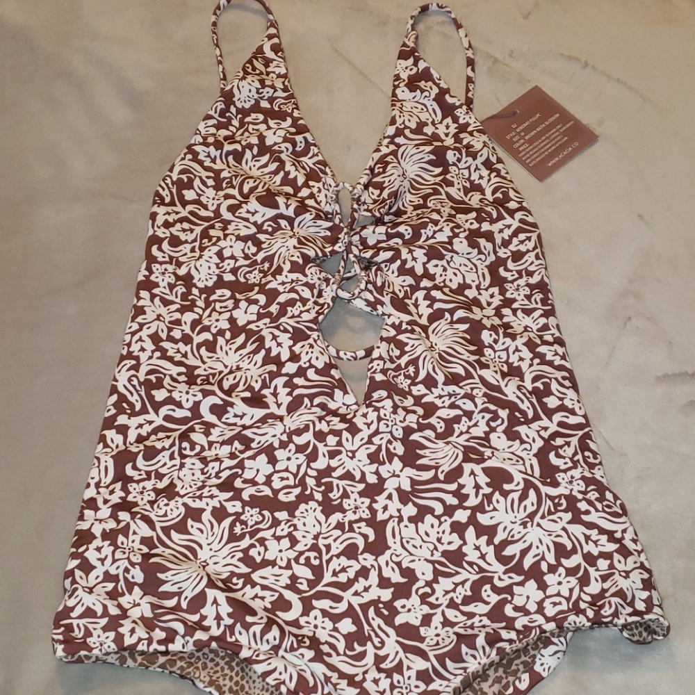 Acacia brown batik kokomo
